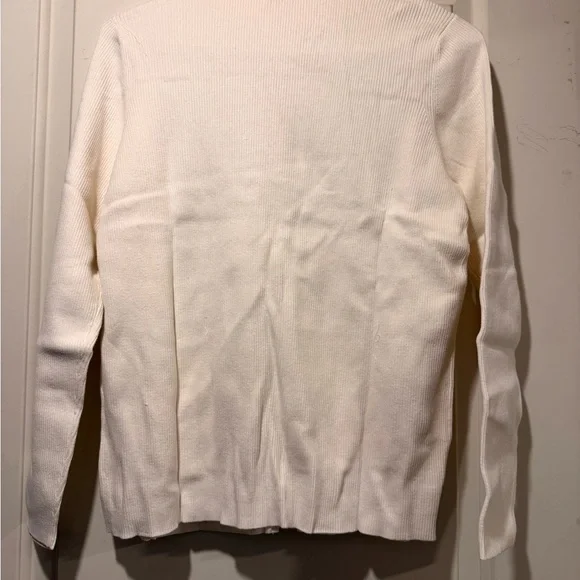 White Quilted Jacket with Silver Accents - Picture 5 of 7